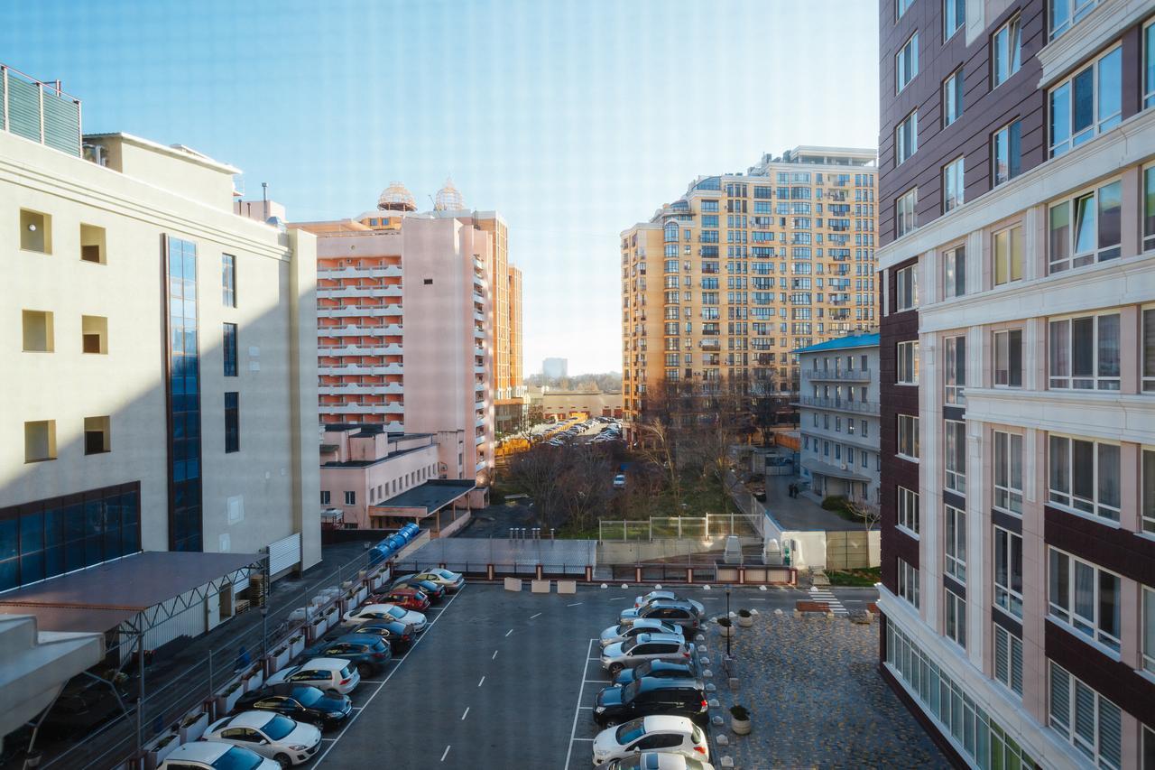 Arcadia Vip-Apartments In Golfstream Odesa Exterior photo